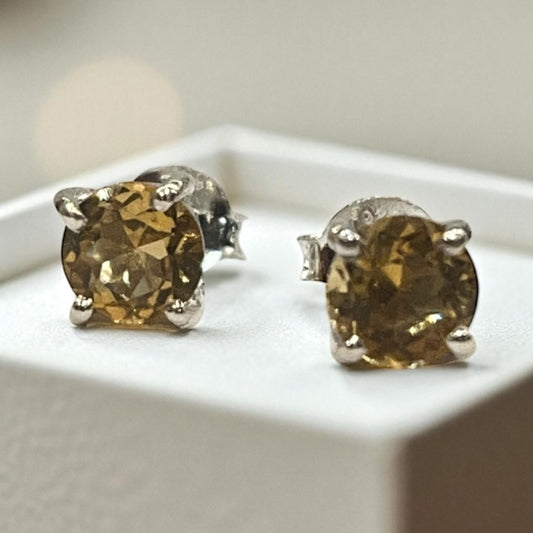 Pendientes de citrino natural facetado en plata de ley