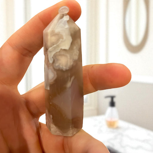 Obelisco de Ágata Sakura