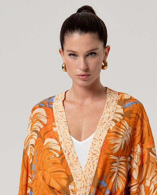 kimono fluido con cinturón
