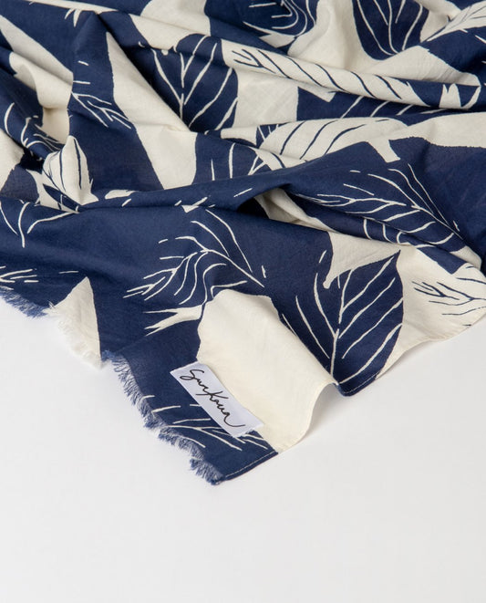 Pañuelo rectangular estampado