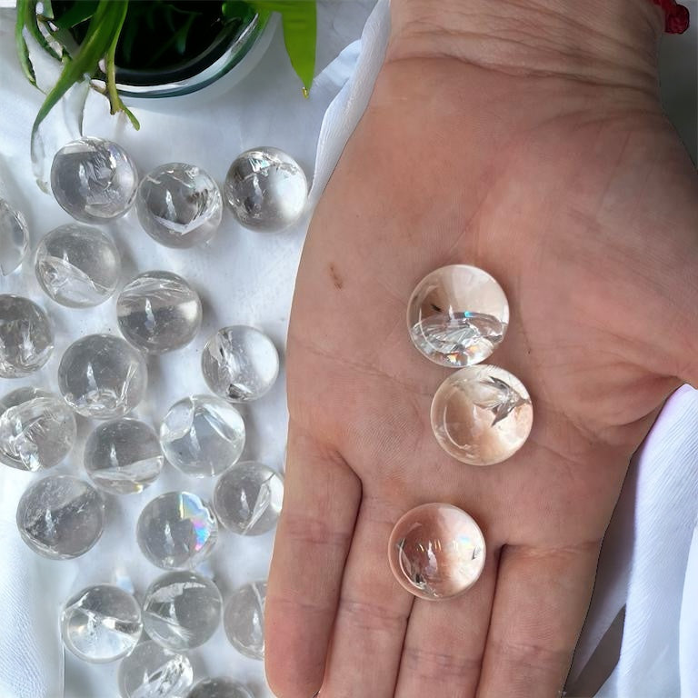 Esfera de cuarzo cristal con arcoíris