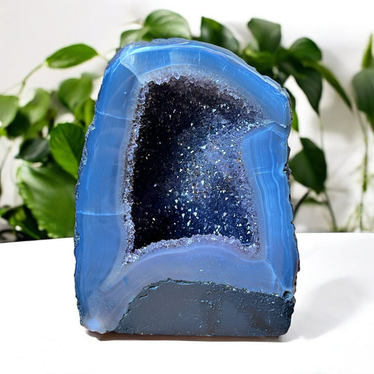 Geoda de ágata con amatista