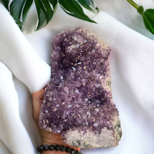 Drusa de amatista con base