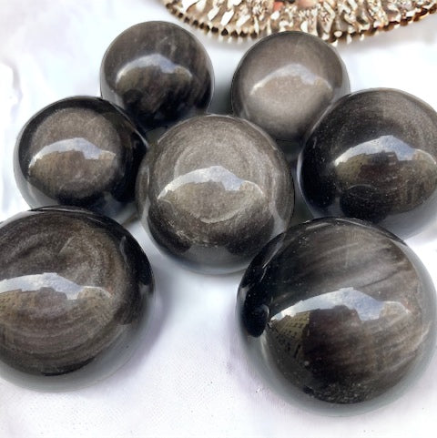 Esfera obsidiana plateada