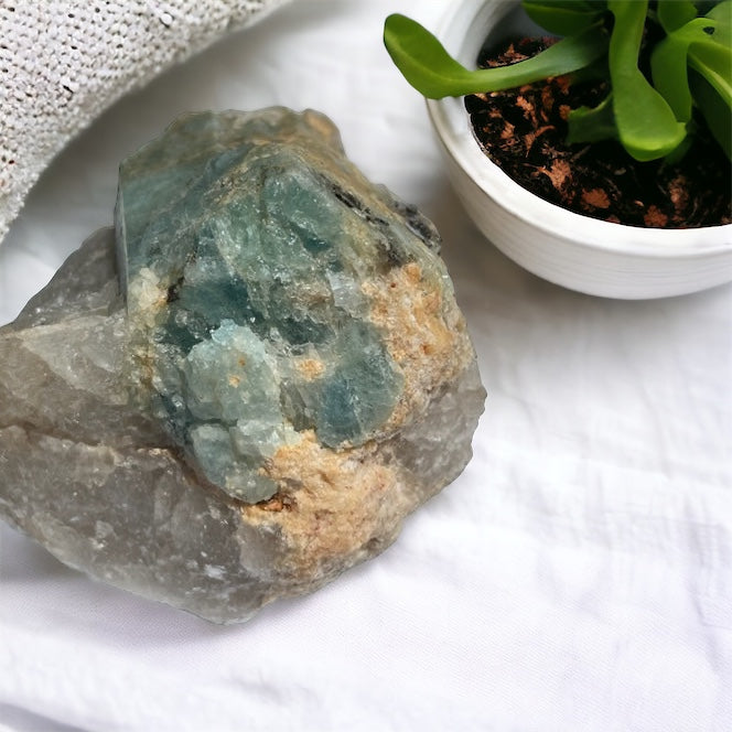 Aguamarina en Matriz de cuarzo ahumado