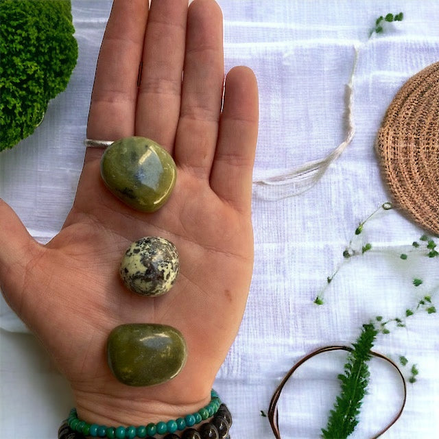 Rodados de serpentina limón