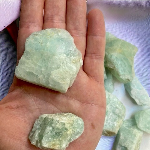 Aguamarina en bruto piezas de 4 a 6 cm Vega Luna Dream Vega Luna Dream MASIVO