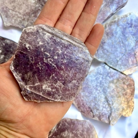 Placa natural de Mica Lepidolita en bruto