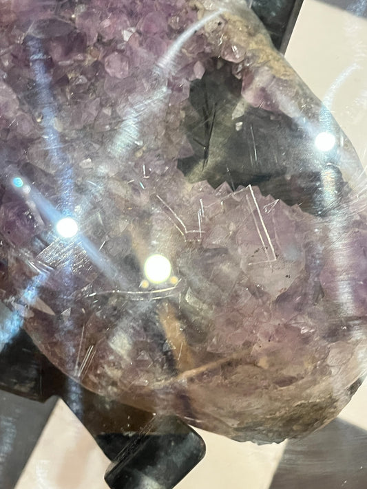 Mesa amatista hierro y cristal