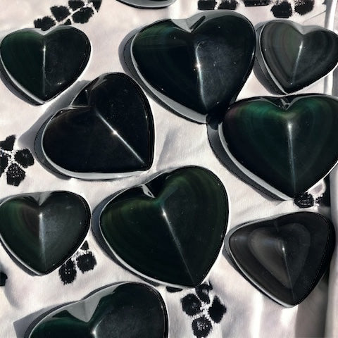 Corazón de obsidiana arcoíris