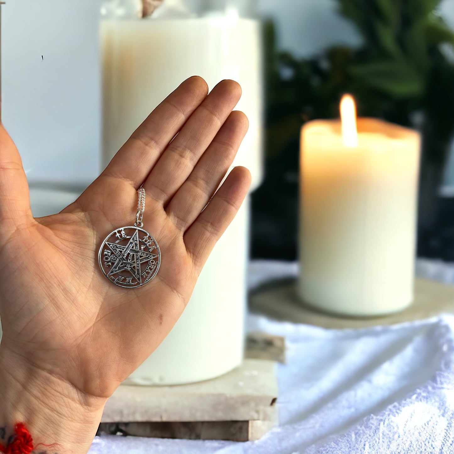 Tetragrammaton 3,5 cm plata de Ley