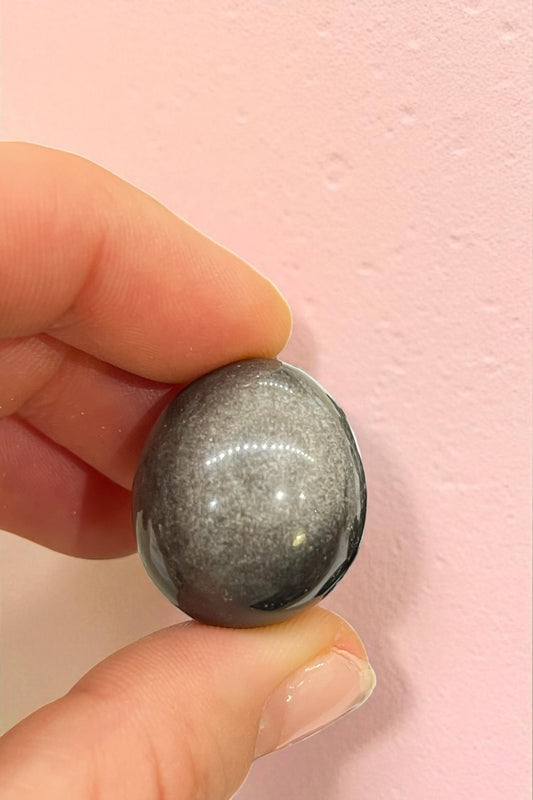 Rodado de obsidiana dorada o plateada protección