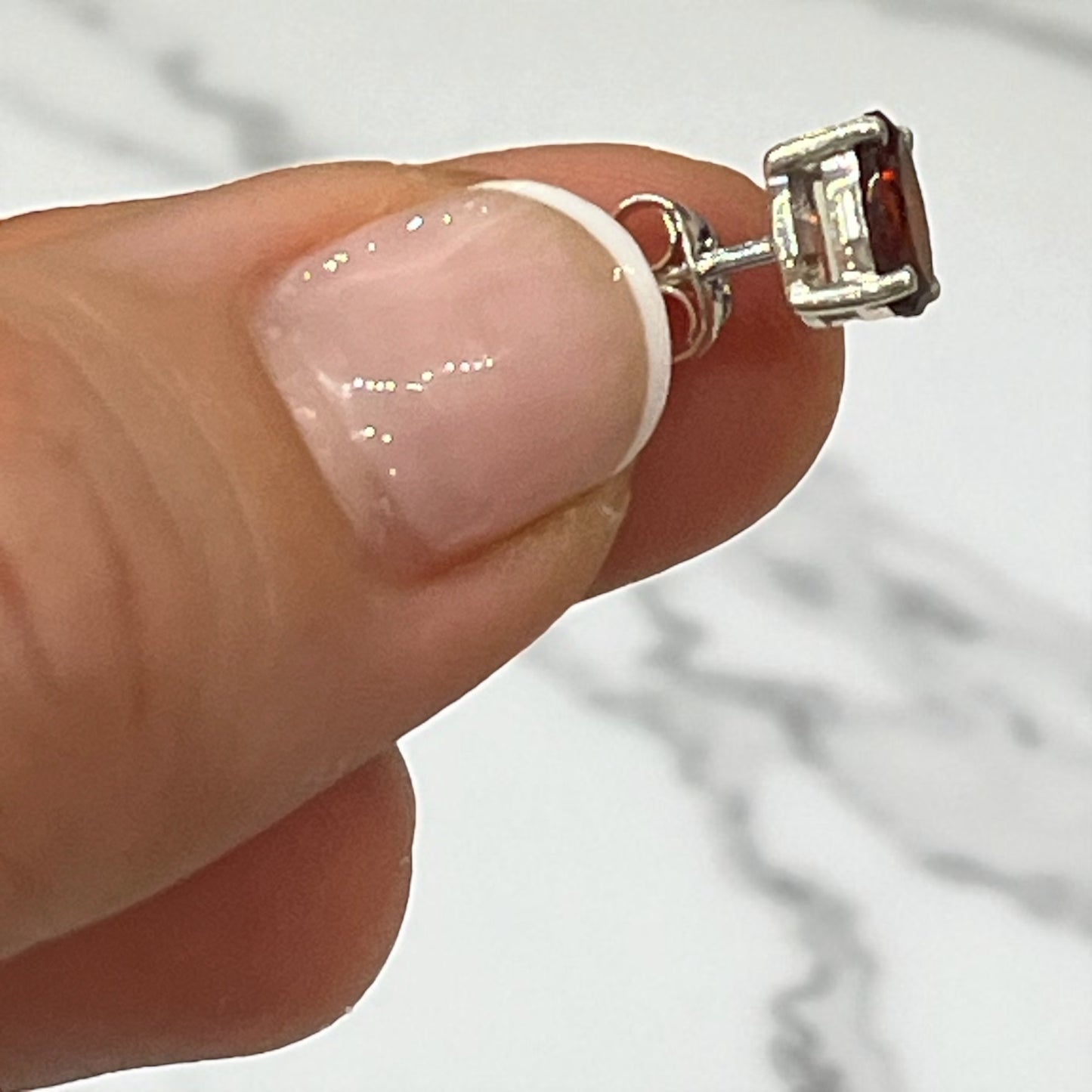 Pendientes de Granate facetado y plata 925