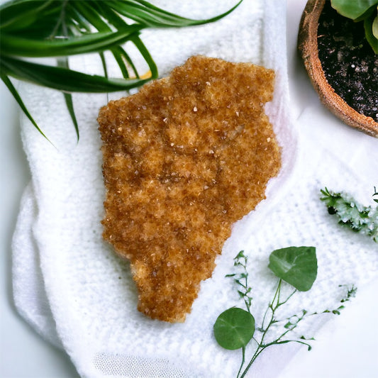 Drusa de cuarzo citrino calentado