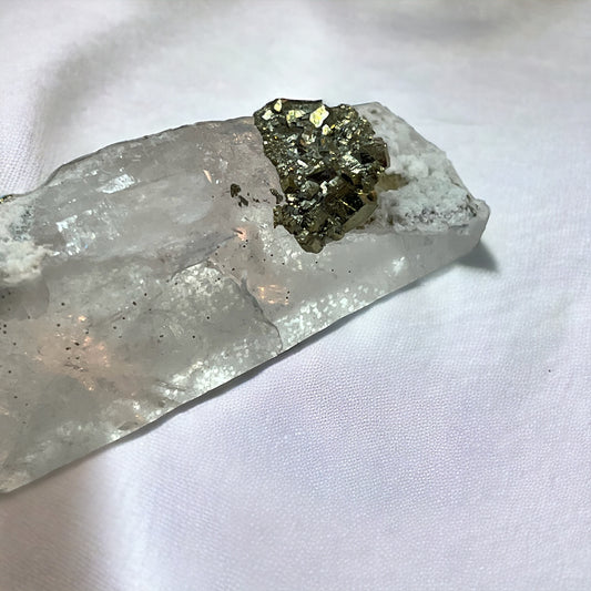 Cuarzo Lemuriano con marcasita