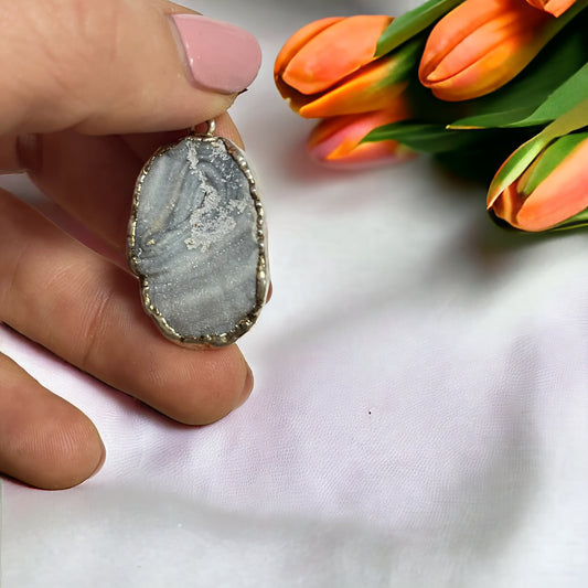 Colgante de Calcedonia Vega Luna Dream Vega Luna Dream COLGANTE MINERAL