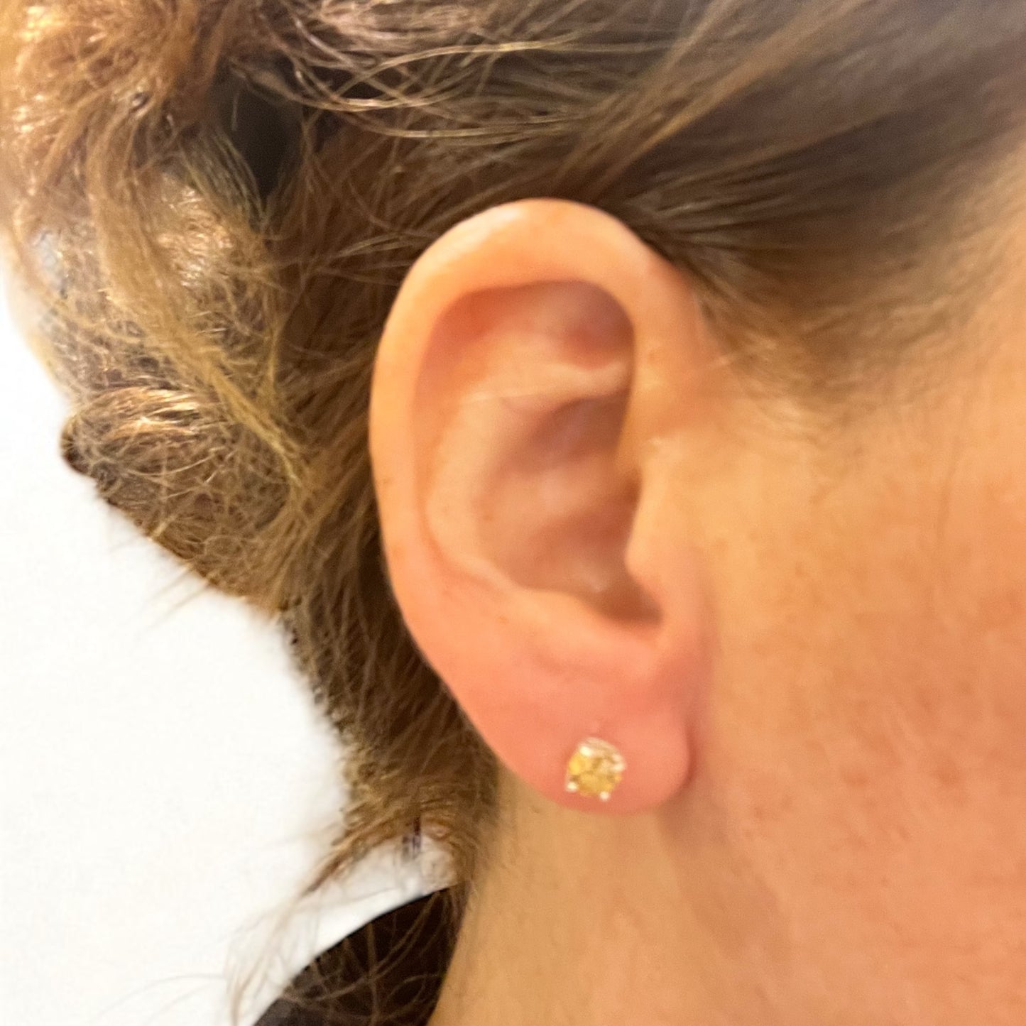 Pendientes de citrino natural facetado en plata de ley