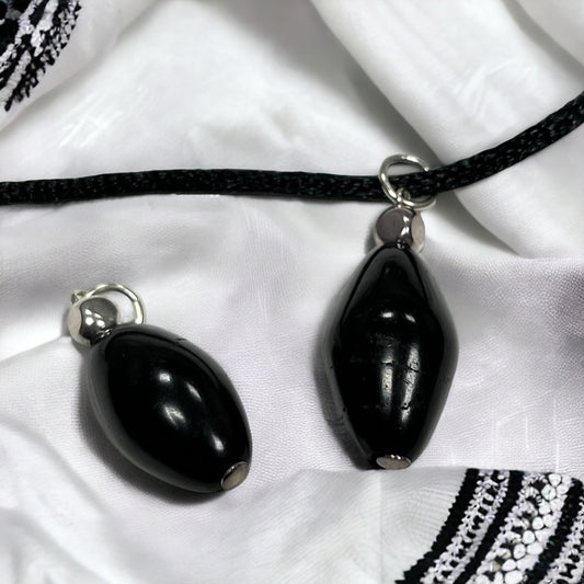 Colgante semilla de azabache