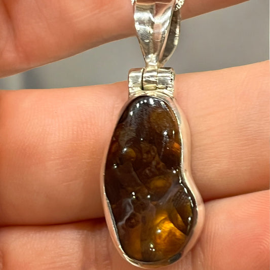 Colgante de Ágata Fuego en Plata de Ley