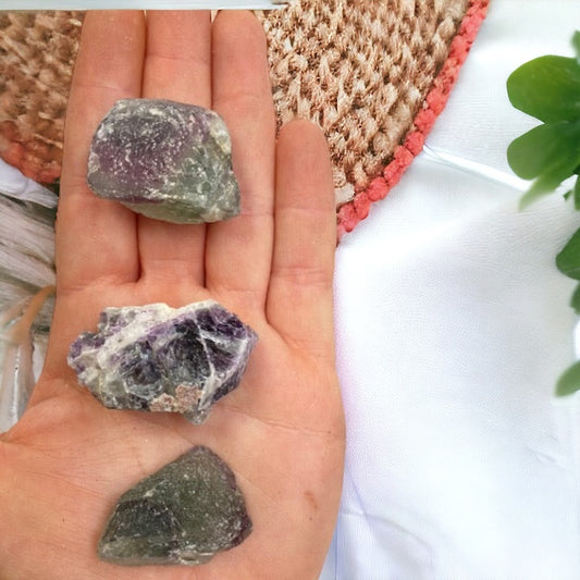 Fluorita arcoíris en bruto