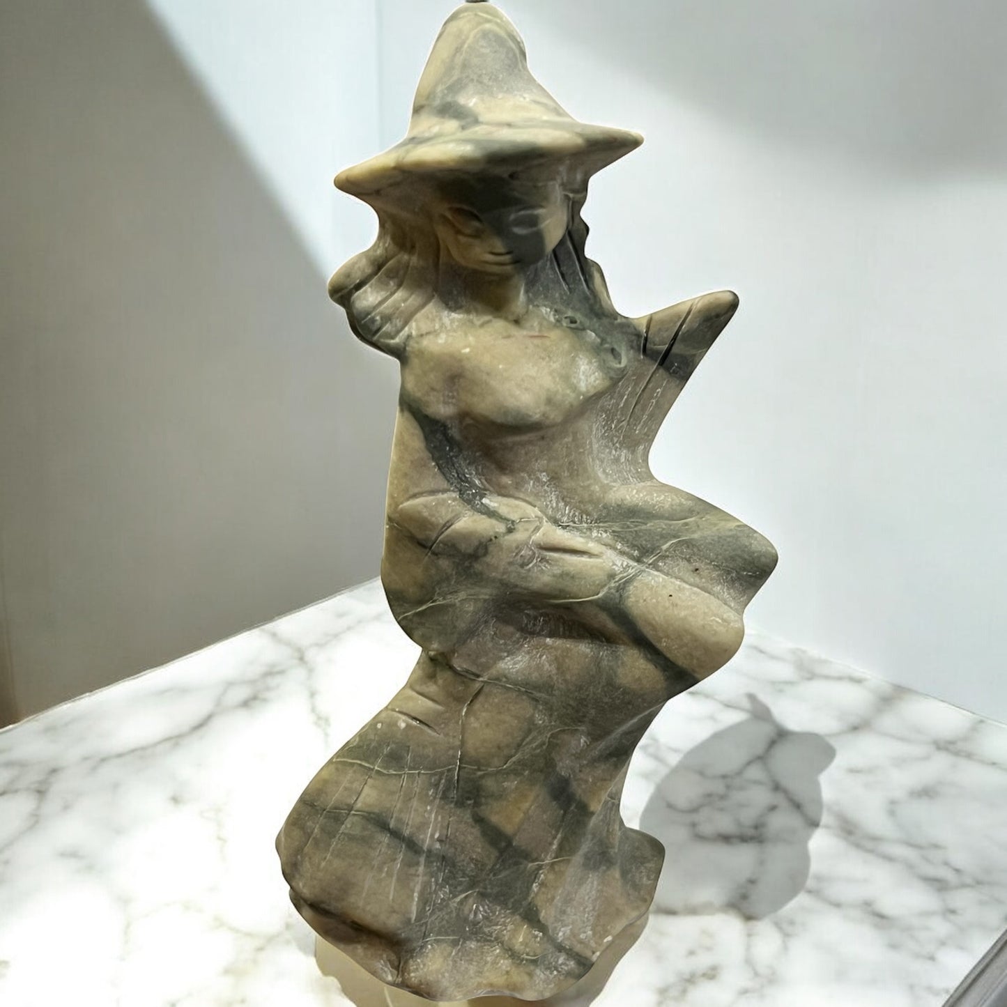 Brujitas talladas (diferentes minerales)