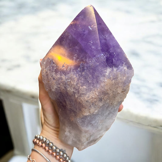 Punta de amatista gigante