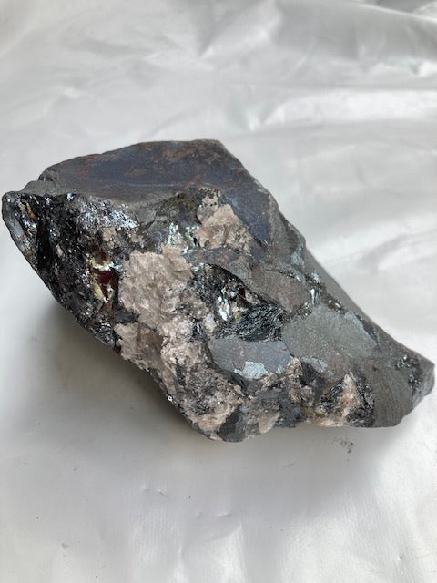 Hematite gigante en bruto