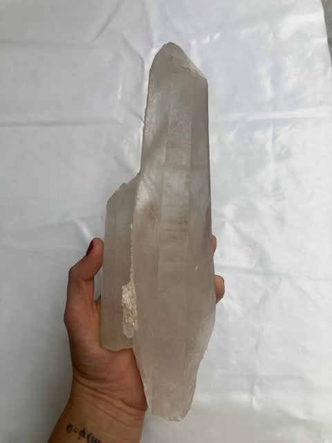 Punta de Cuarzo Lemuriano Calidad A Gigante