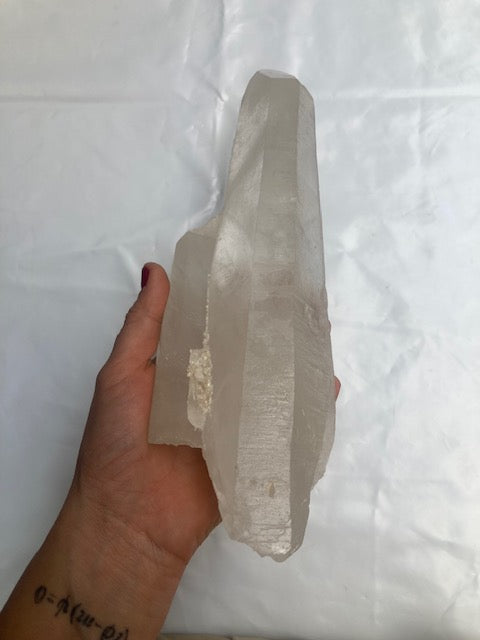 Punta de Cuarzo Lemuriano Calidad A Gigante