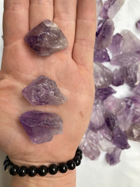 Puntas de amatista en bruto