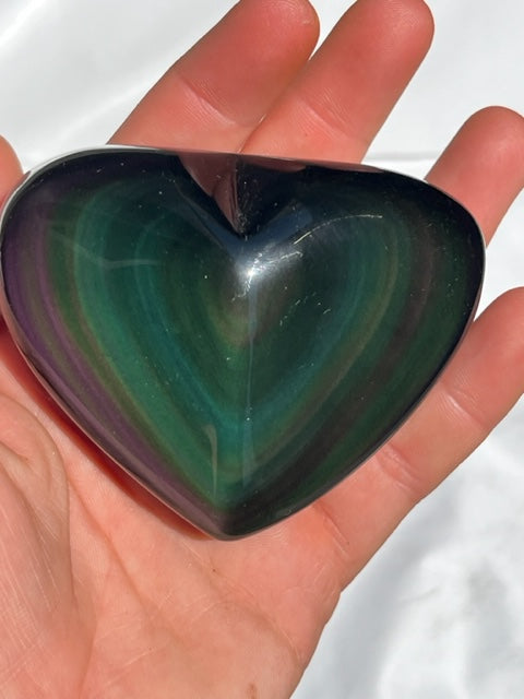 Corazón de obsidiana arcoíris