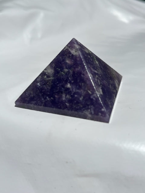 Pirámide de Mica Lepidolita en bruto 5x5