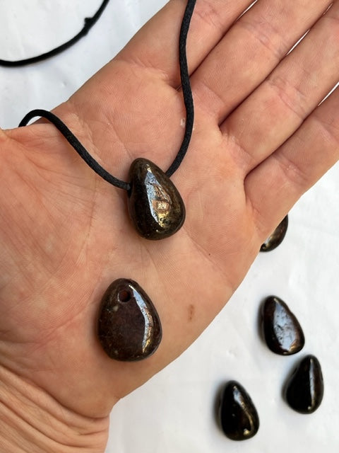 Colgante caramelito de Granate
