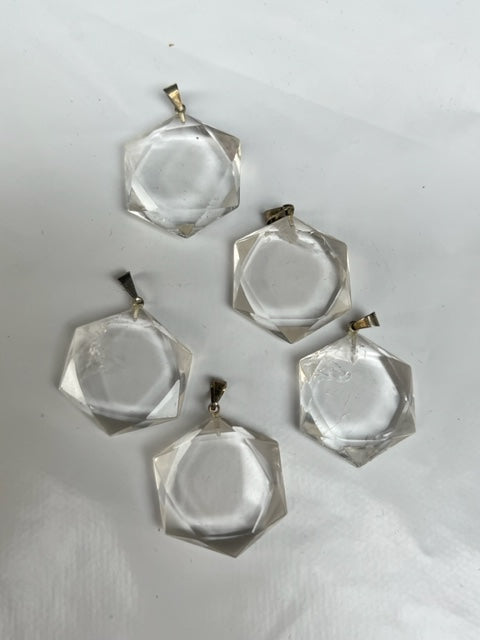 Colgante hexagonal de cuarzo cristal