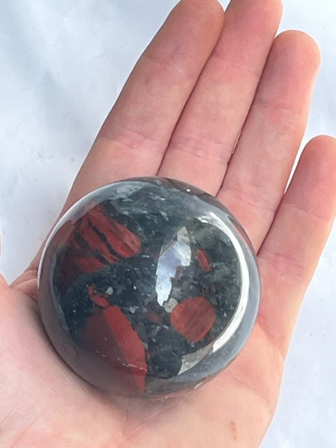 Esfera de Jaspe Sangre de drago