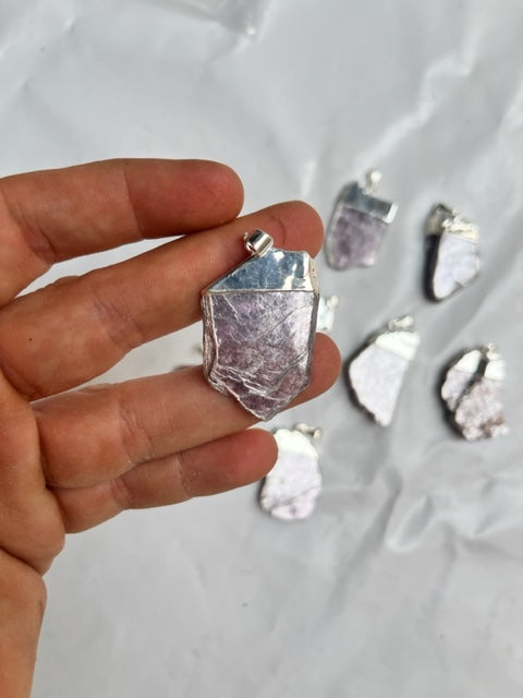 Colgante placa Mica Lepidolita