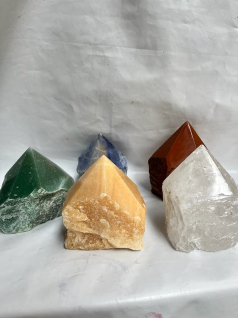 Puntas generadoras semi pulidas (diferentes minerales)