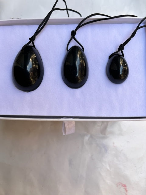 Pack de tres Huevos Yoni de obsidiana