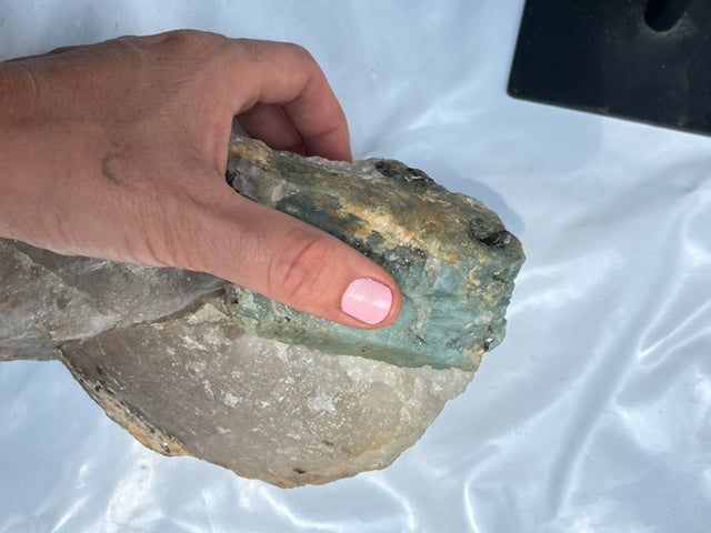 Aguamarina en Matriz de cuarzo ahumado
