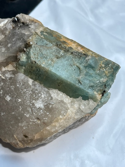 Aguamarina en Matriz de cuarzo ahumado