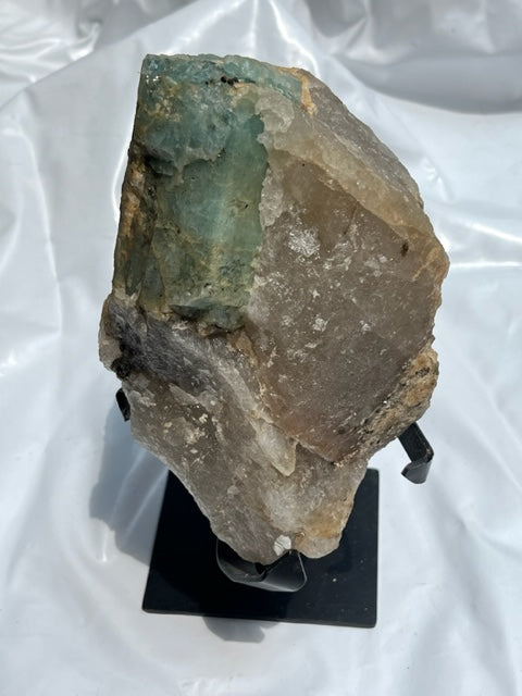 Aguamarina en Matriz de cuarzo ahumado