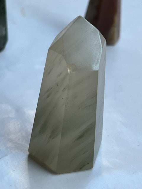 Punta pulida de cuarzo chamánico