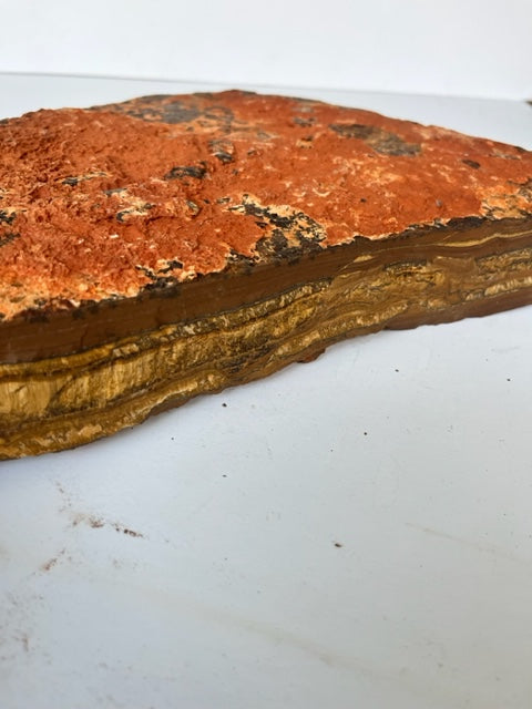 Ojo de tigre en bruto, piezas gigantes