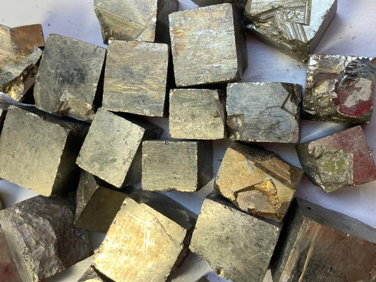 Pirita cúbica Vega Luna Dream Vega Luna Dream MASIVO (EN BRUTO)