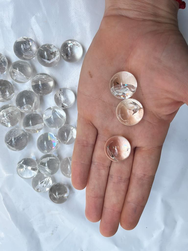 Esfera de cuarzo cristal con arcoíris