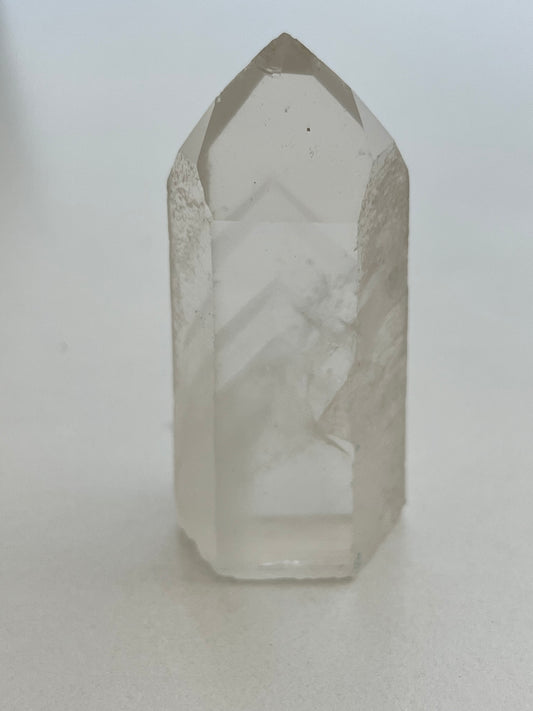 Punta de cuarzo cristal Fantasma