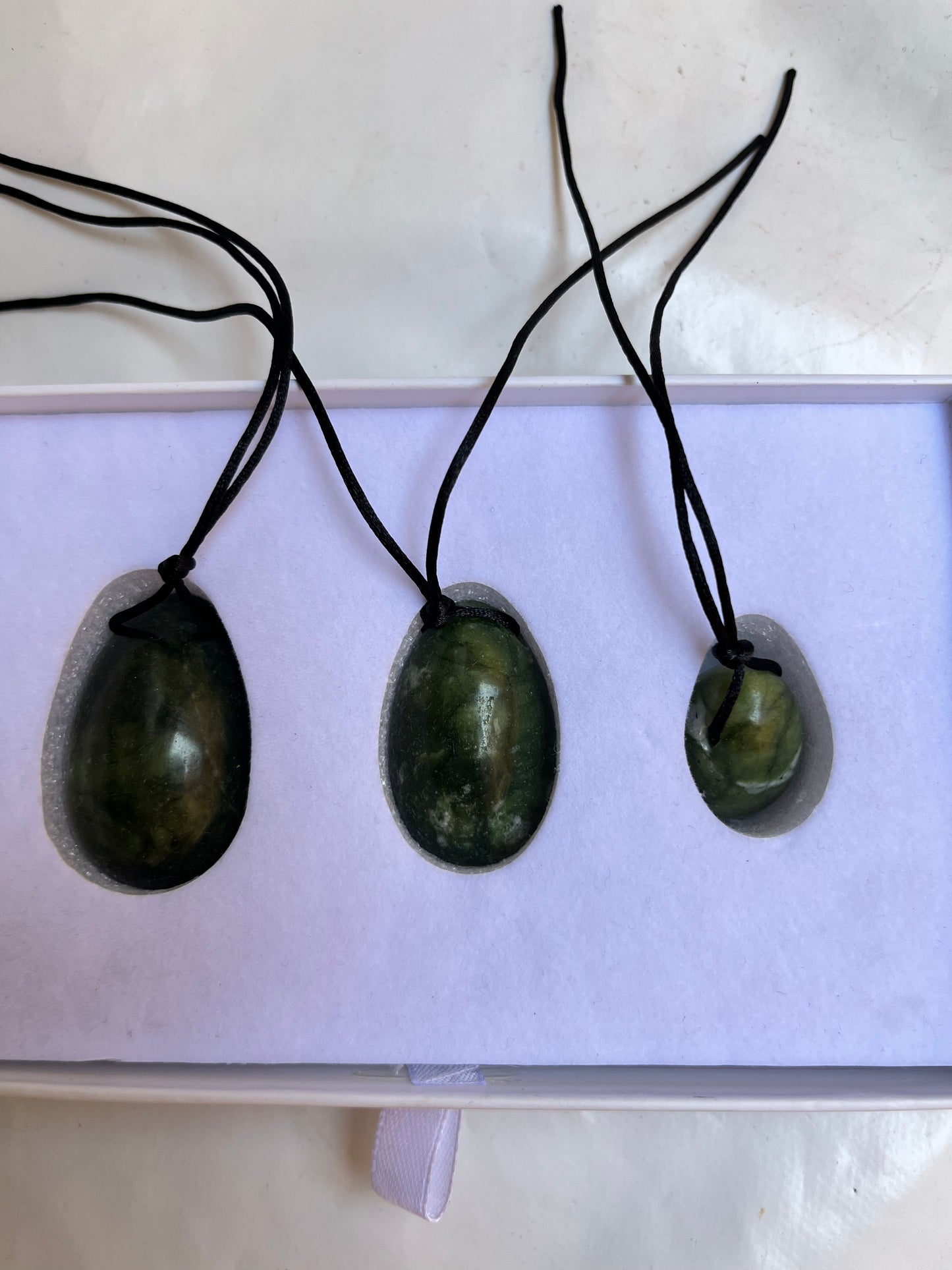 Pack de tres Huevos Yoni de Jade Canadiense