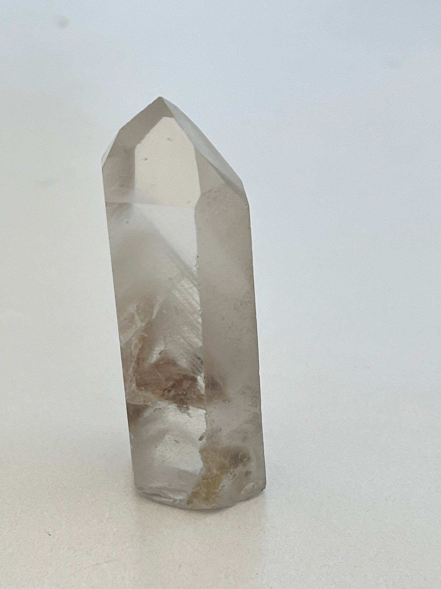 Punta de cuarzo cristal Fantasma y chamanico