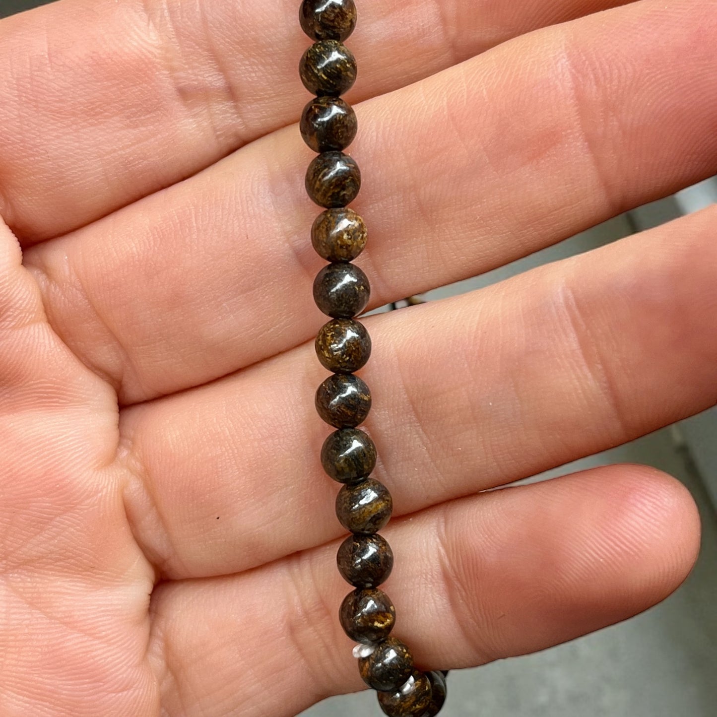 Pulsera bolita de broncita 4mm