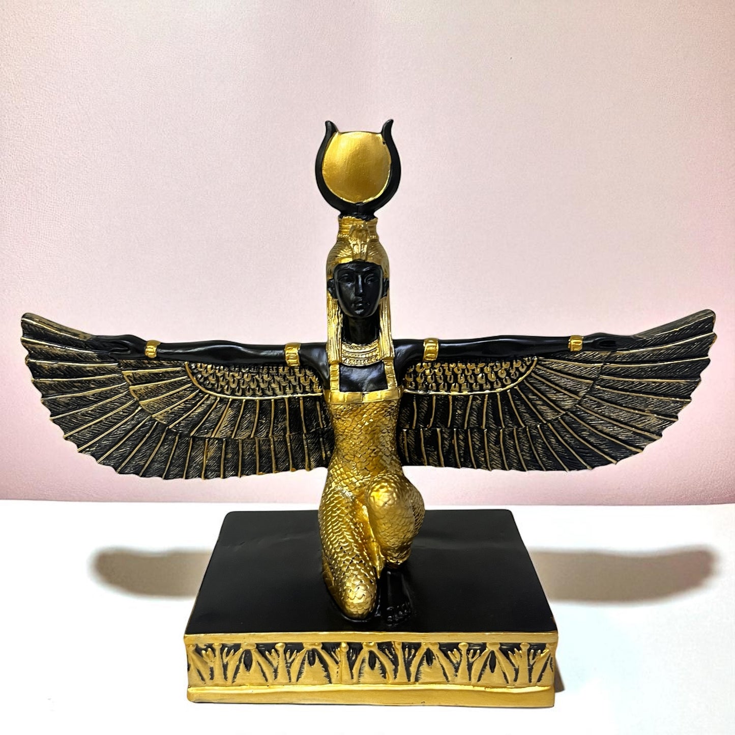 Diosa Isis protección, sabiduría